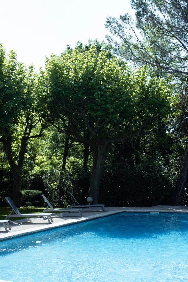 Hôtel Montmirail Gigondas Exterior foto